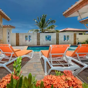 Villa Swiss Paradise With Private Pool, Palm Beach