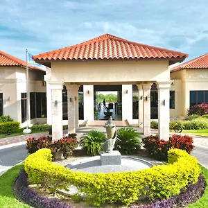 Bocobay Gold Coast Apartahotel